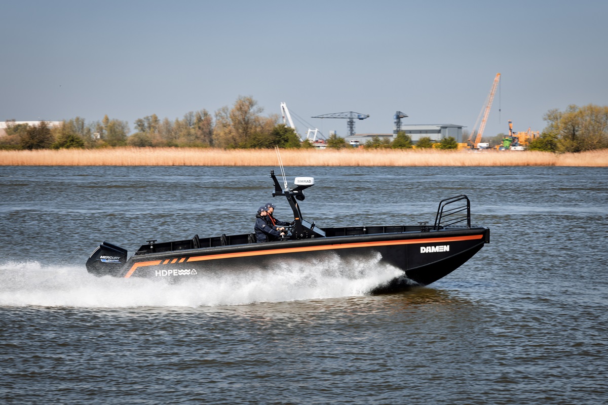 HDPE Workboat HWB 1003 C