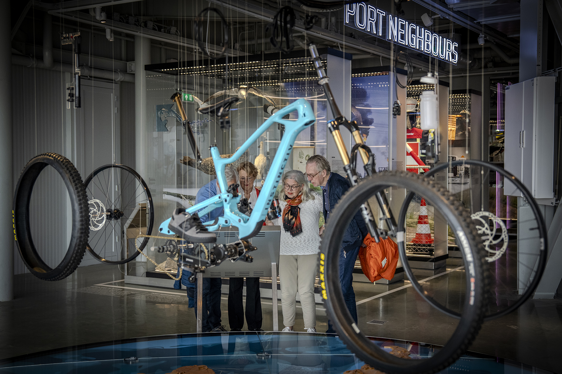 Jtiaqcydztsuhqvezqwch9ouexrhaae7fqudgdzl