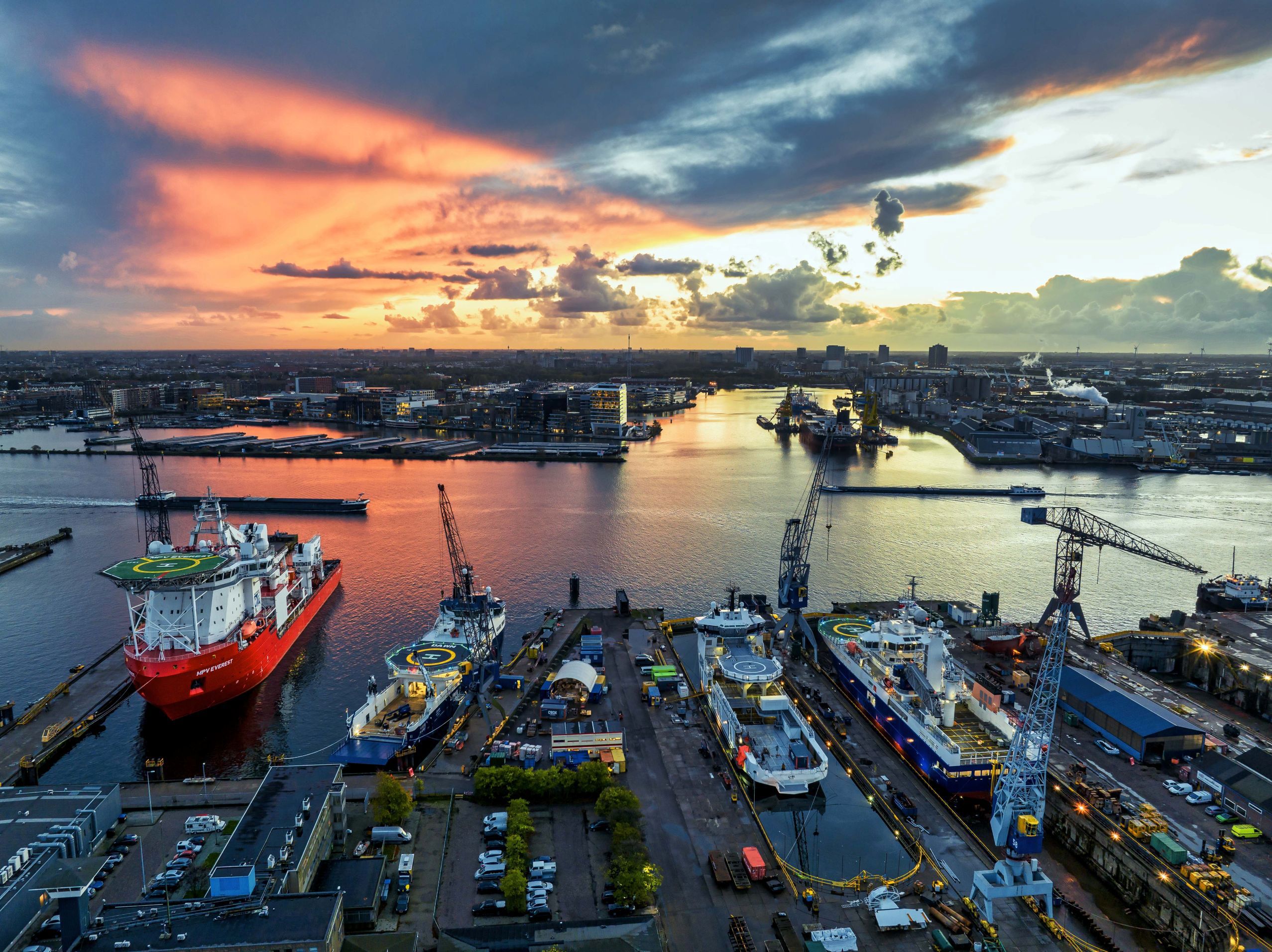 Damen Shiprepair Amsterdam Werf 6