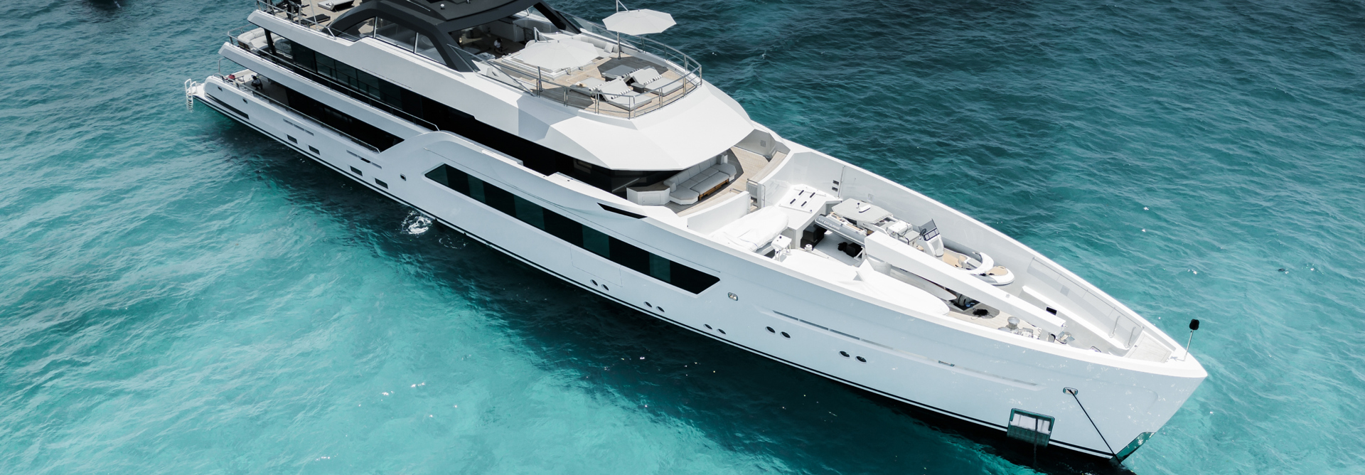 Guillaume Plisson MY ENTOURAGE 0961