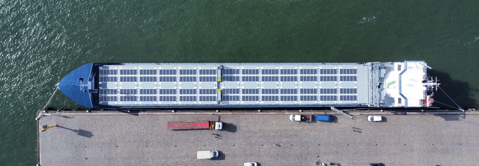 Vertom Annette With Solardeck Seagoing Solar Panels